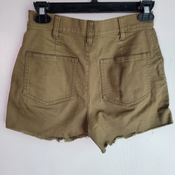 MADEWELL High-rise Twill Raw Hem Shorts  Army Green 24 - Picture 4 of 4